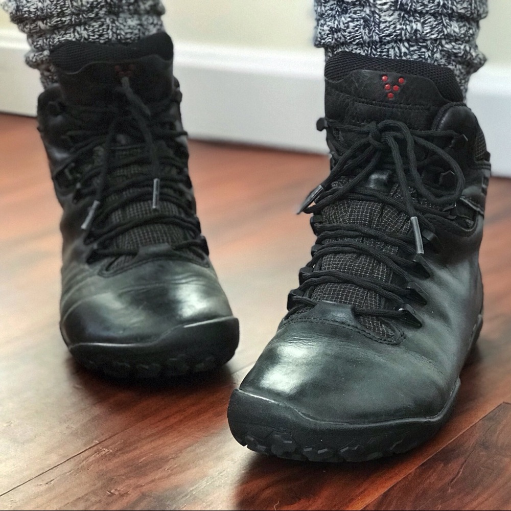 Vivo barefoot Tracker FG • Black • Women’s 7